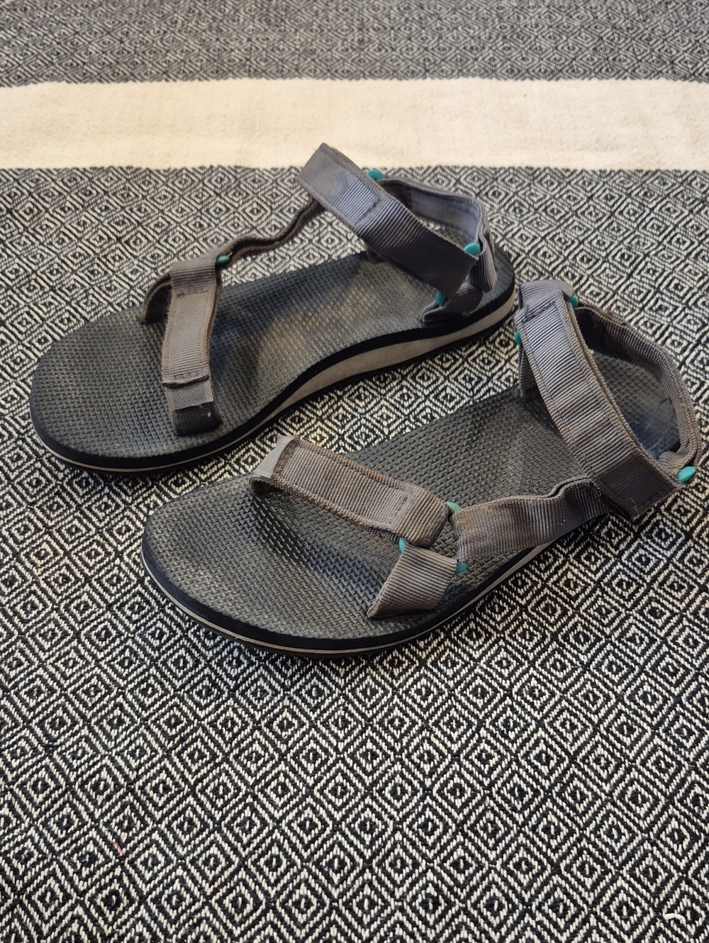 Teva Original Universal Sandals Size 8 Women's